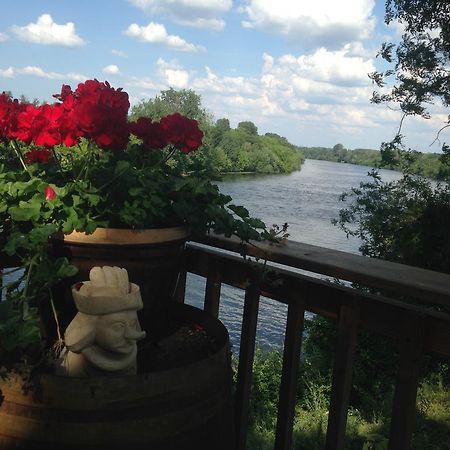 Along The River Бержерак Екстериор снимка